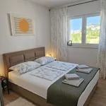 Apartments Duje Toni